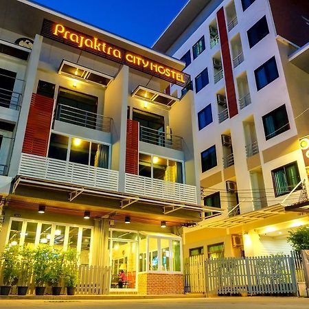 Prajaktra City Hostel Udon Thani Exterior foto