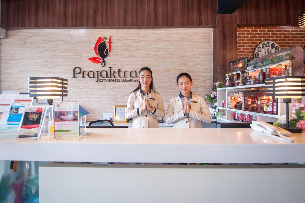 Prajaktra City Hostel Udon Thani Exterior foto