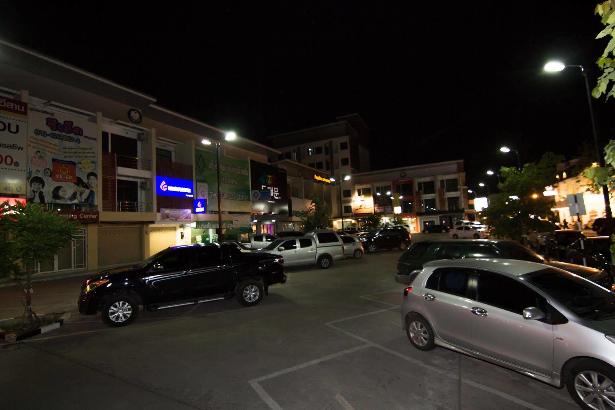 Prajaktra City Hostel Udon Thani Exterior foto